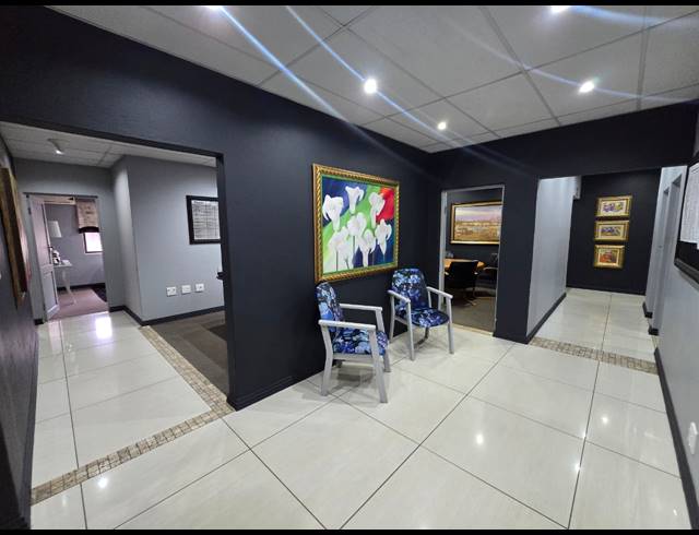 1,875M² BUSINESS FOR SALE IN THREE RIVERS